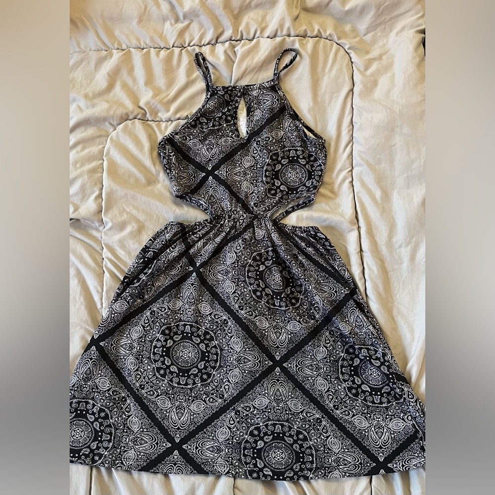 Small Pacsun dress